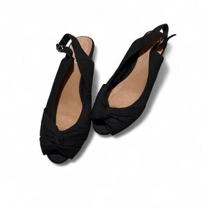 Aldo black peep toe wedges criss cross front detail  size 40